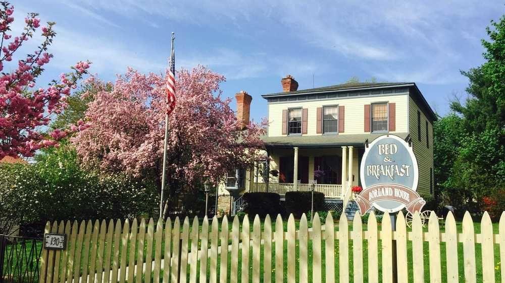 Pet Friendly Borland House Inn
