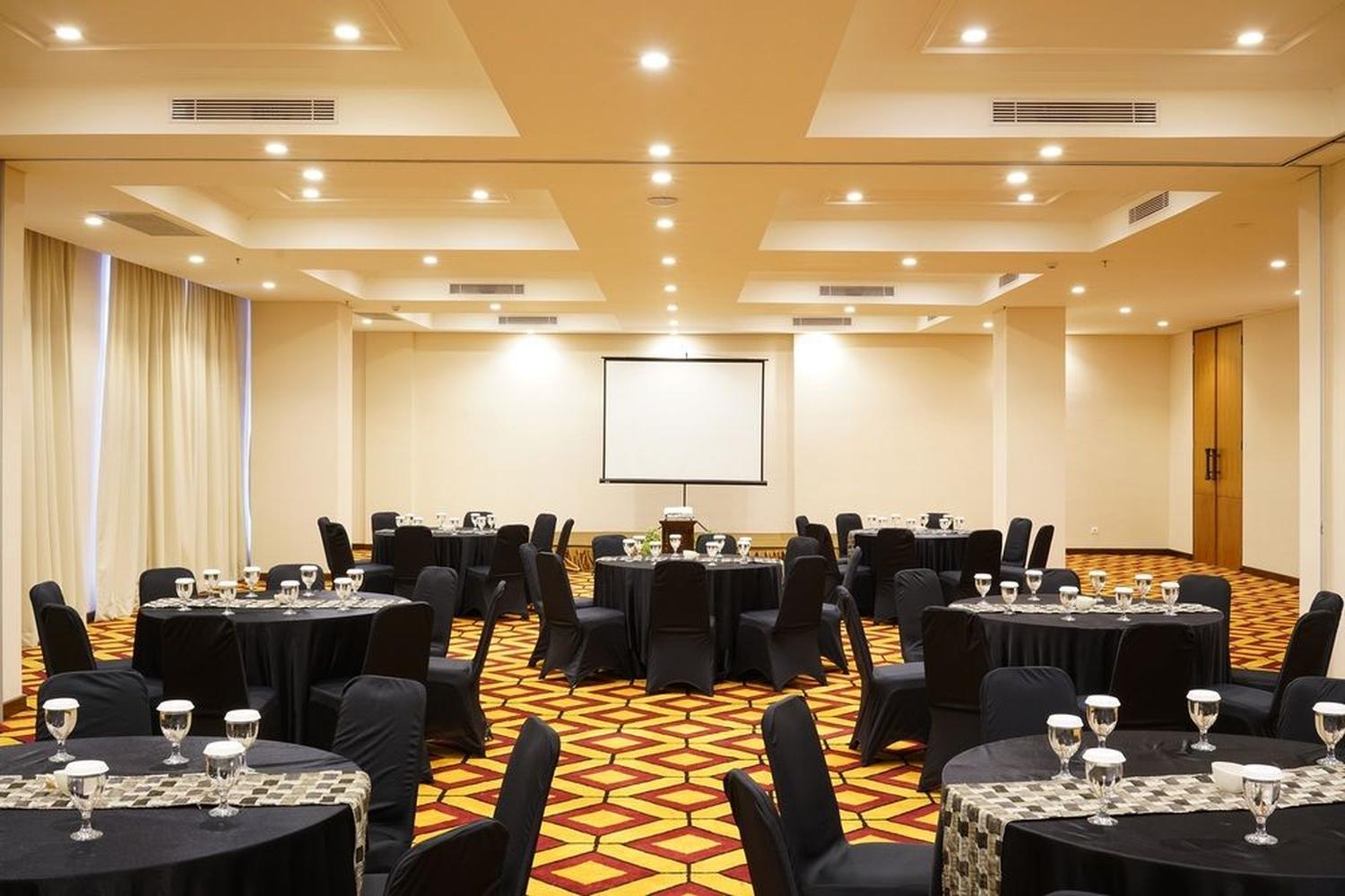 Wimarion Hotel Semarang Pet Policy