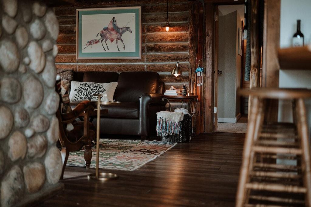 Adorable Cabin Near Breckenridge 2022009572 Pet Policy