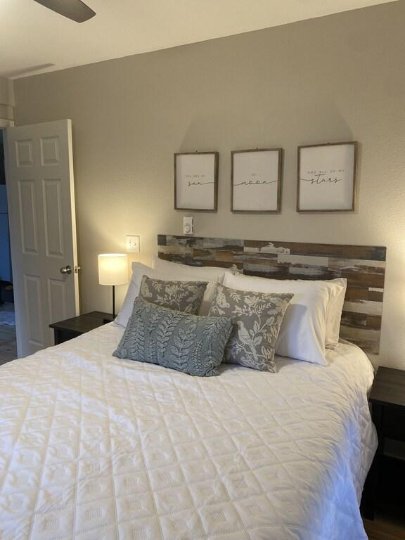 Sunny & Cheerful 2BR in Downtown Loveland Pet Policy