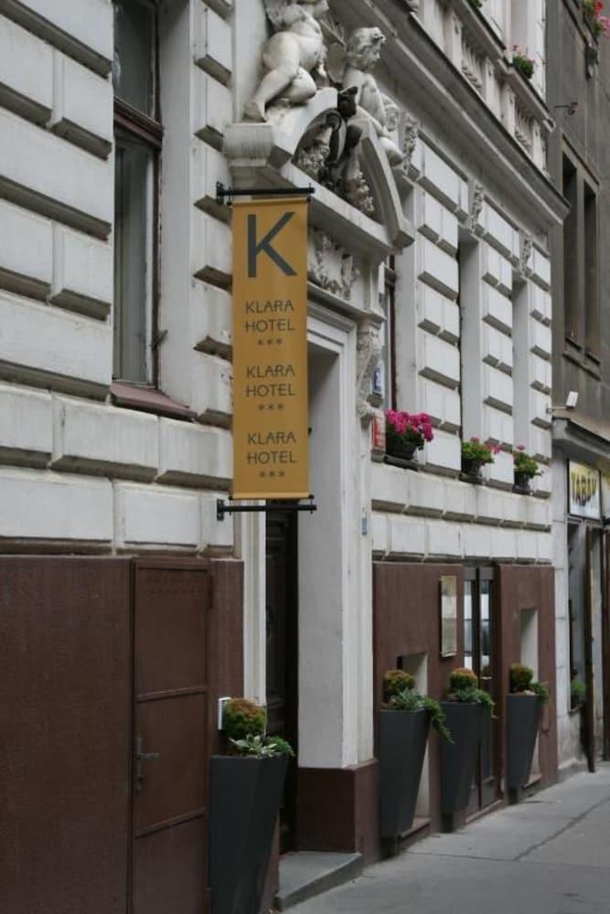 Pet Friendly Hotel Klara