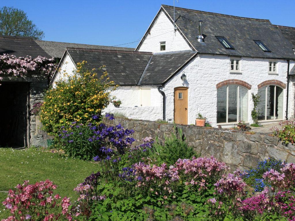 Pet Friendly VRBO Llangollen