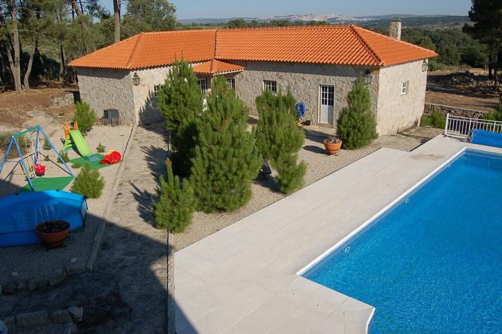 Pet Friendly Quinta Da Lage - Country Property for 8 People