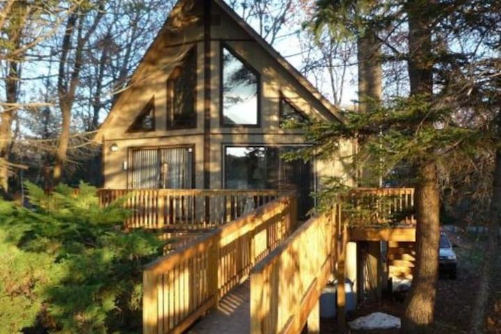 Pet Friendly Mount Pocono Airbnb Rentals