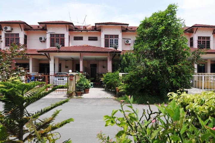 Pet Friendly Hotels in Kota Bharu, MY - BringFido