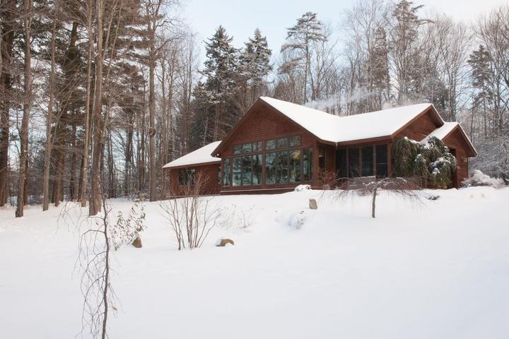 Pet Friendly Vermont Paradise with Hot Tub