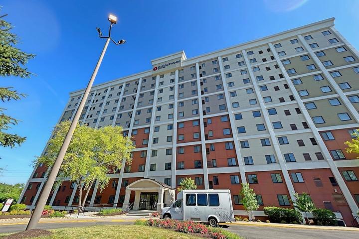 Pet Friendly Candlewood Suites Indianapolis Downtown Medical District an IHG Hotel