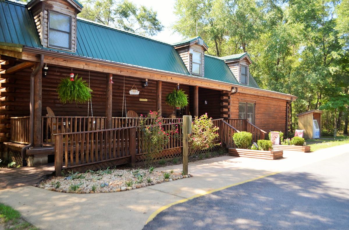 Triple C's Campground & RV Park Pet Policy