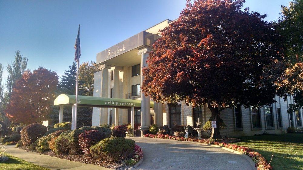 Erik's Retreat in Minnesota Pet Policy