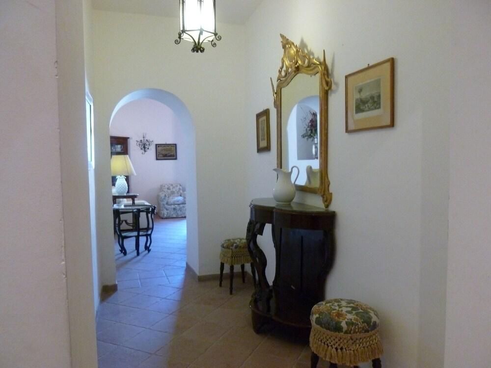Pet Friendly Apartment in a 17th Century Noble Palace