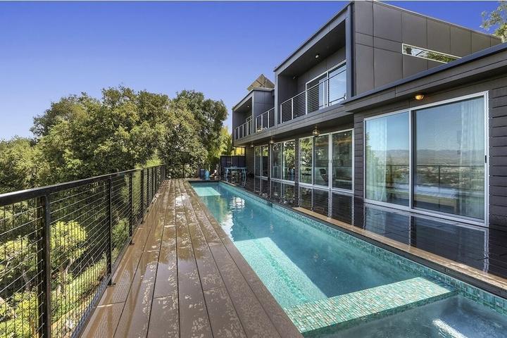 Pet Friendly Modern & Private House with an Amazing View