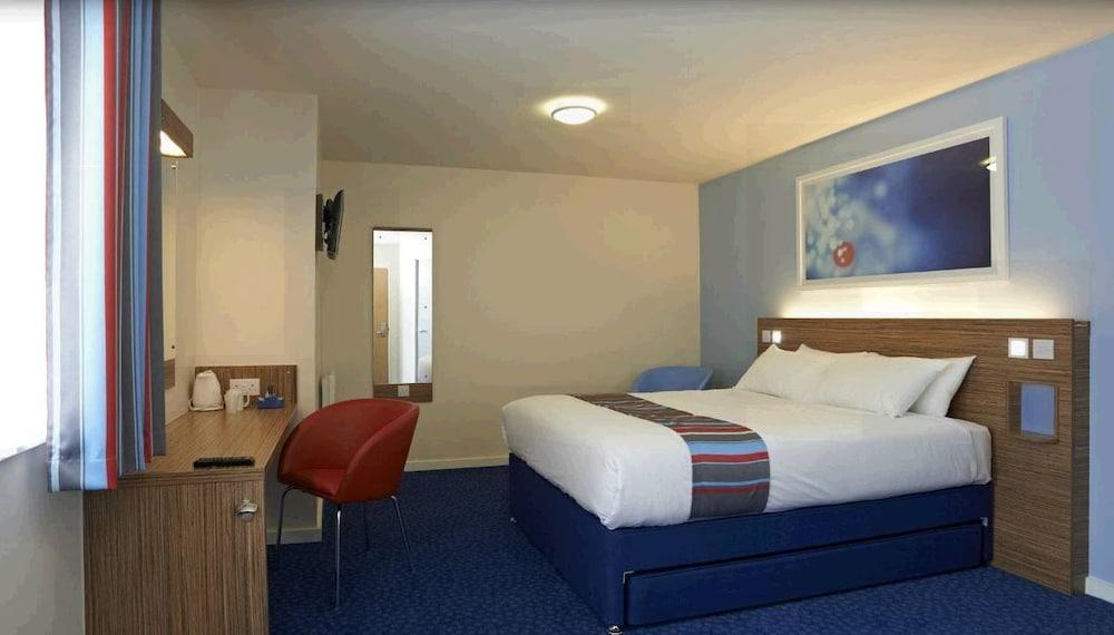 Pet Friendly Travelodge Manchester Piccadilly
