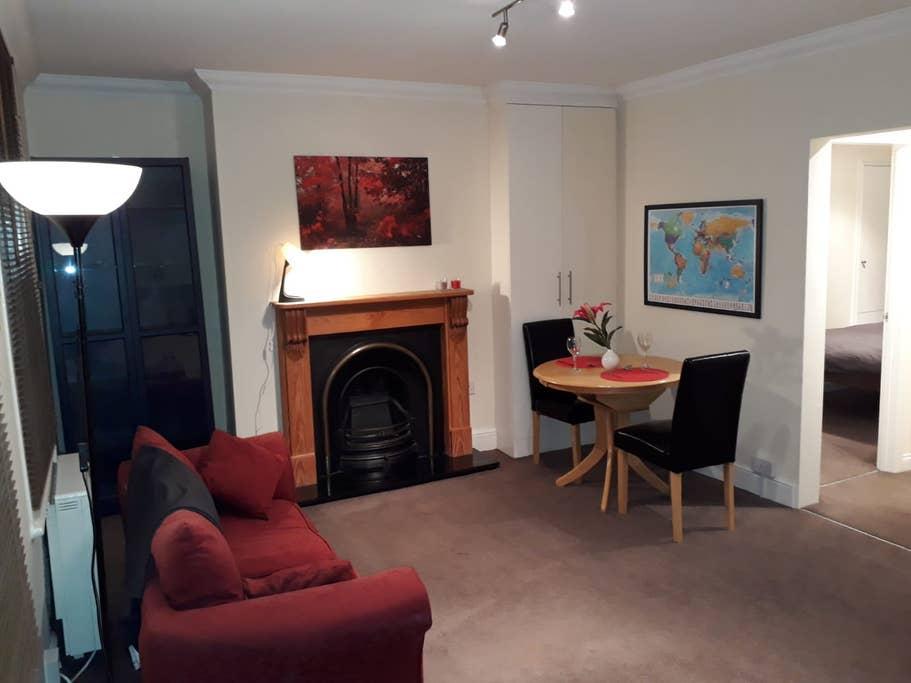 Pet Friendly East Molesey Airbnb Rentals