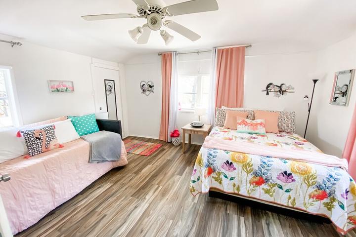 Pet Friendly Flamingo Cottage Looking at the Pedernales River