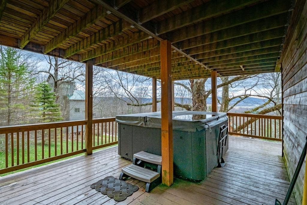 Franklin's Tower Pet Policy