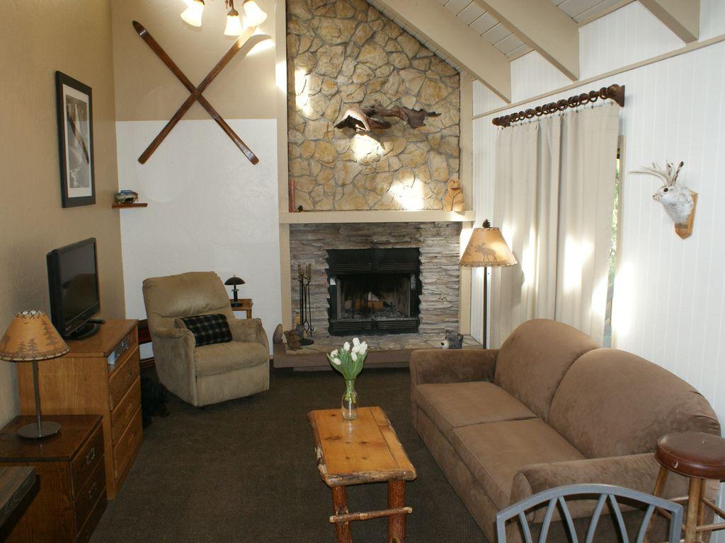 Pet Friendly Vacation Rentals In Yosemite National Park Ca