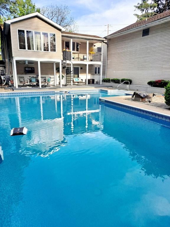 Cozy Apartment Ideal for Monthly Stays Pet Policy