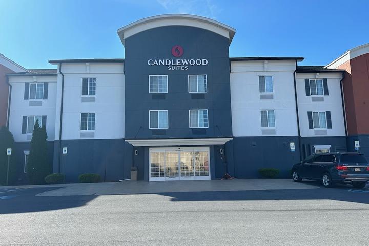 Pet Friendly Candlewood Suites Chambersburg an IHG Hotel