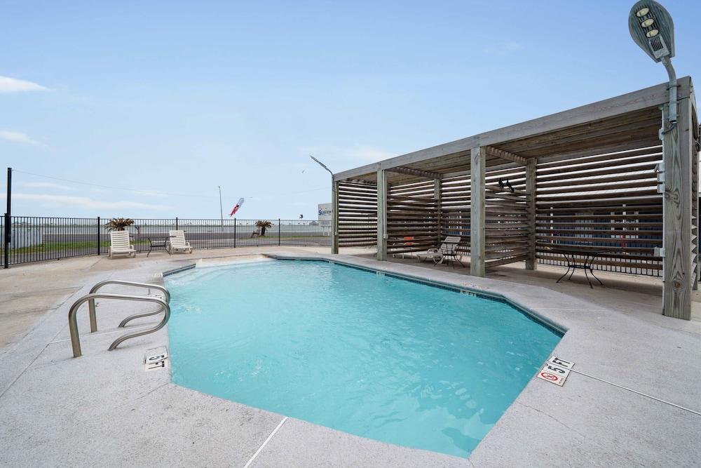 OYO Hotel Rockport Bay View Pet Policy