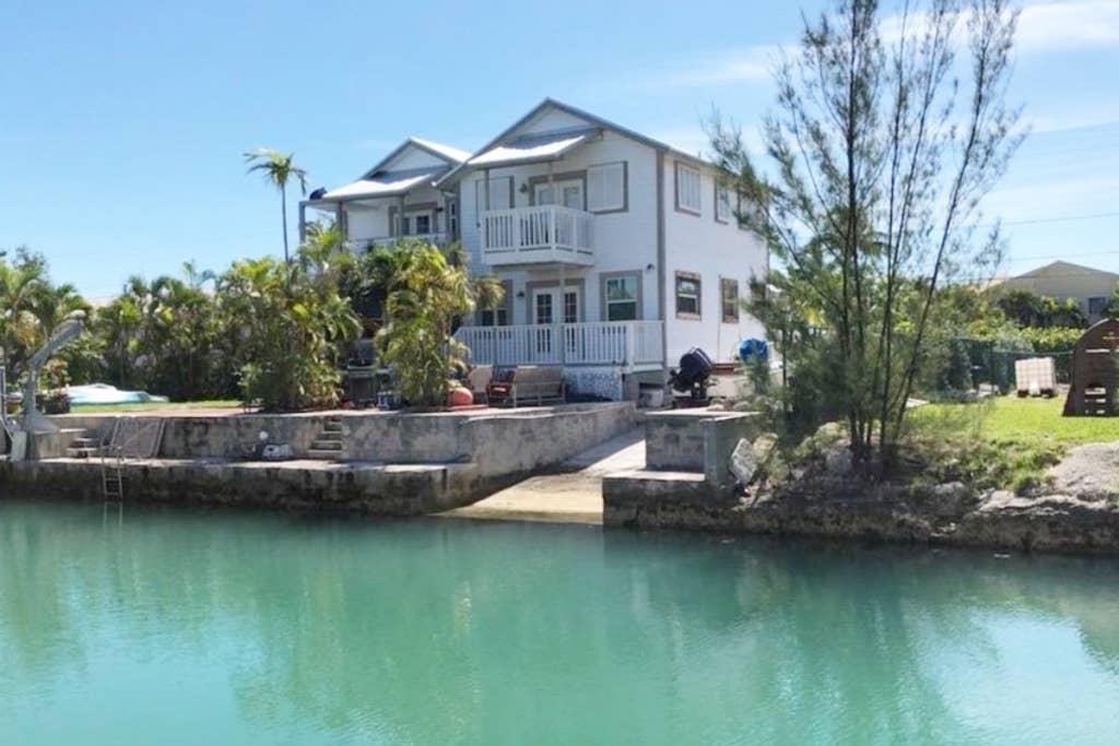 Big Coppitt Key Airbnb Rentals Pet Policy