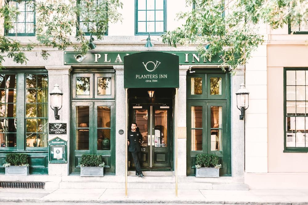 Planters Inn Pet Policy