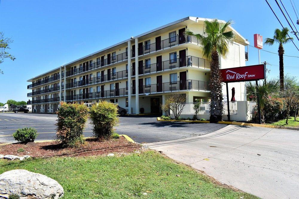 Red Roof Inn San Antonio Northeast Rittiman Rd Pet Policy - 