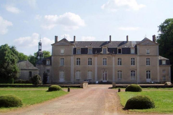 Pet Friendly Château d'Eporcé