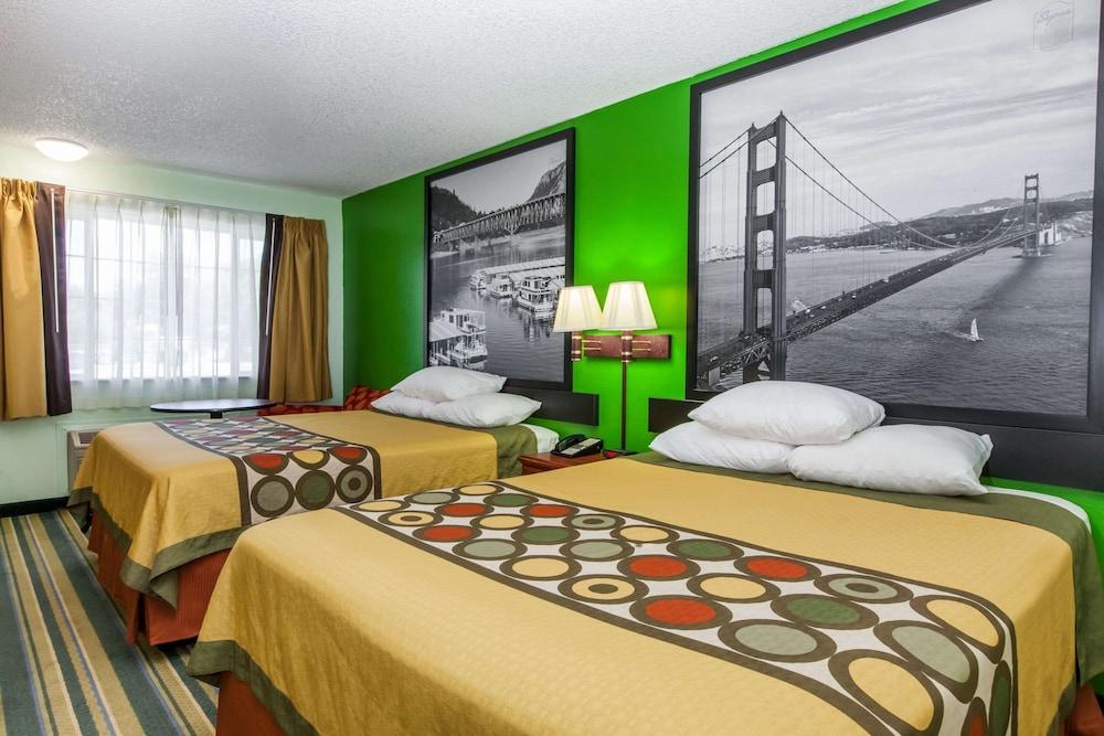 Super 8 by Wyndham Yreka Pet Policy