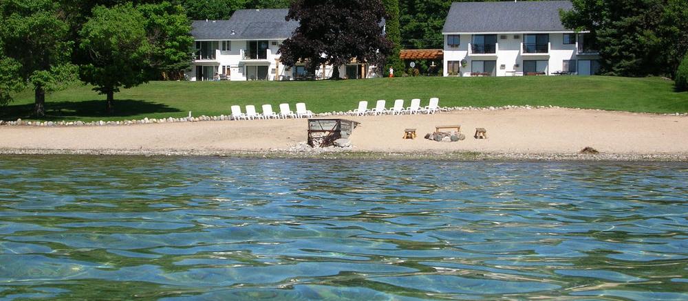 Primary photo of The Vineyard Inn on Suttons Bay, a pet friendly hotel in Suttons Bay, MI. Primary photo of The Vineyard Inn on Suttons Bay, a pet friendly hotel in Suttons Bay, MI.