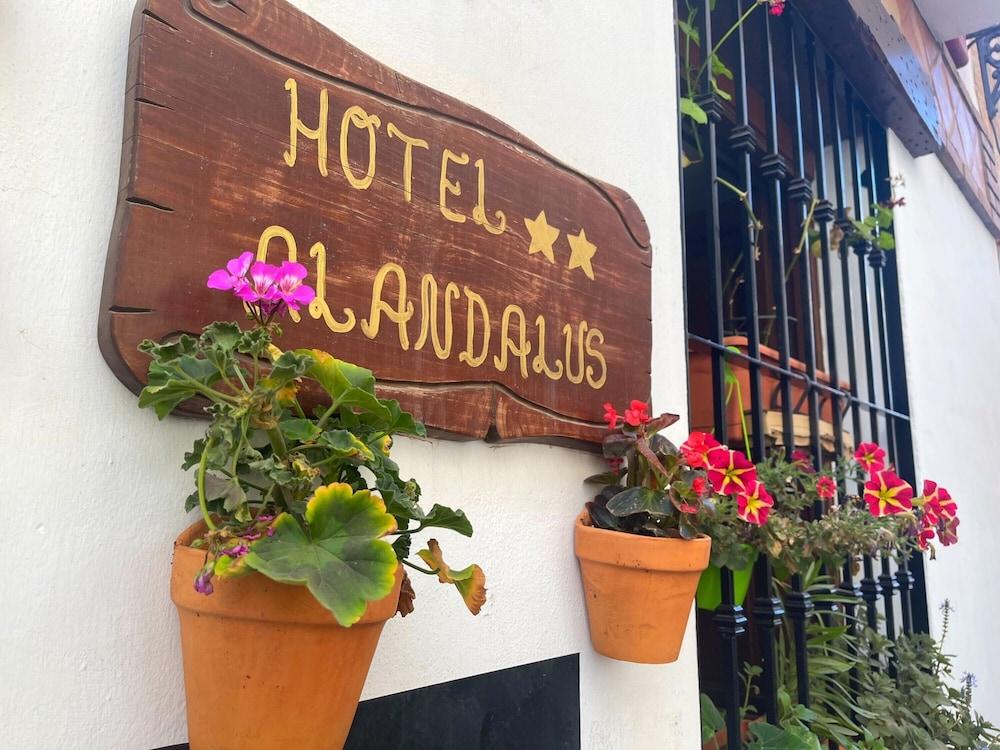 Pet Friendly Hotel Alandalus