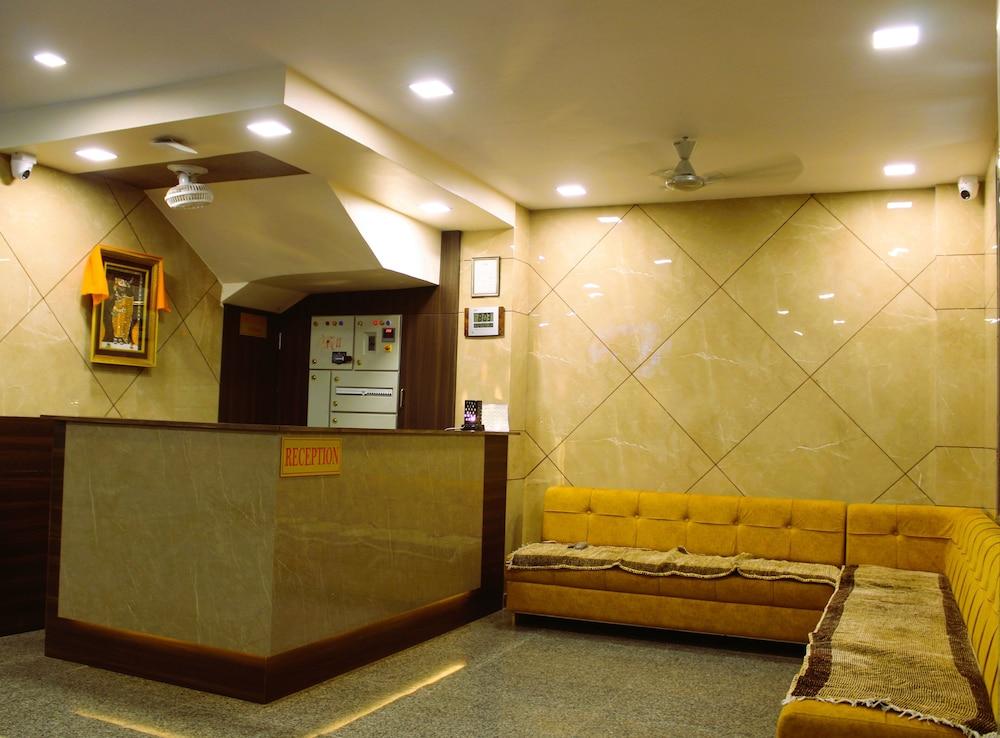Pet Friendly Maruti Group of Hotels - Hotel Shri Naman