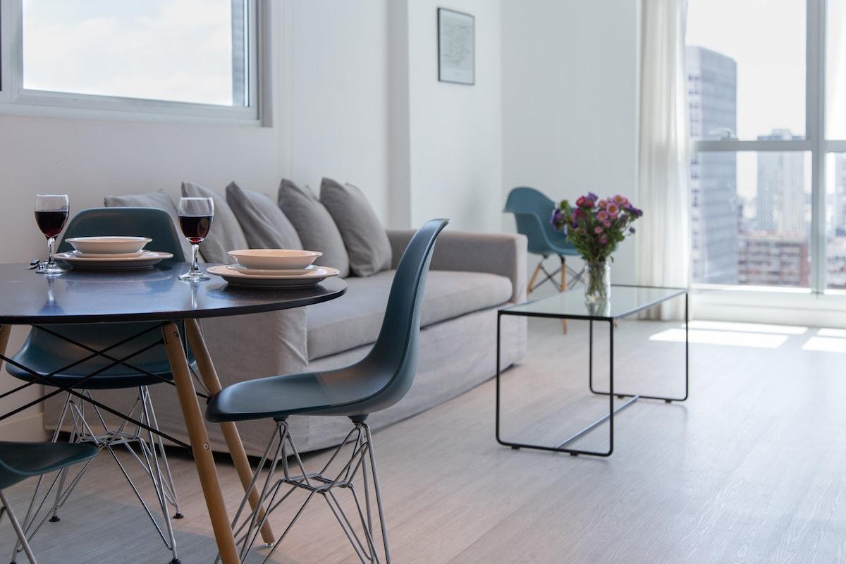 Pet Friendly Comuna 1 Airbnb Rentals