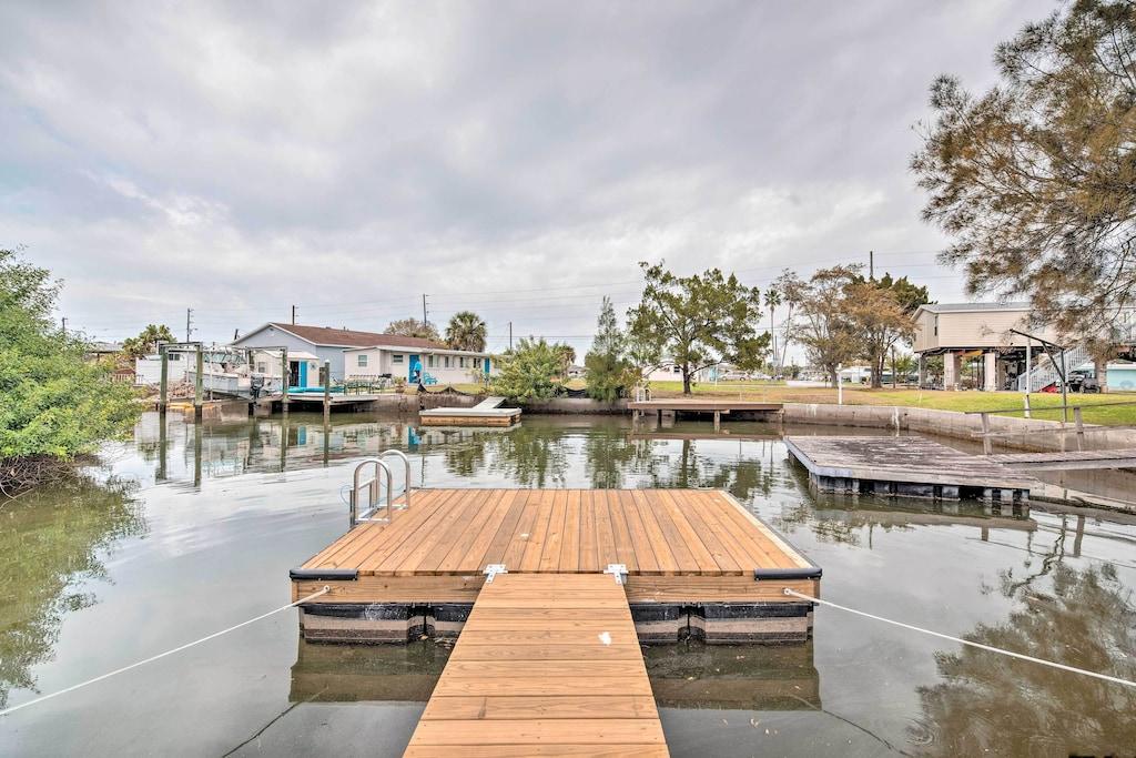 Canalfront Hudson Home Pet Policy