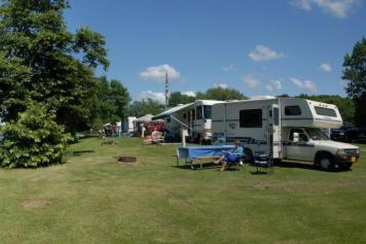 Pet Friendly Jacques Cartier Campground
