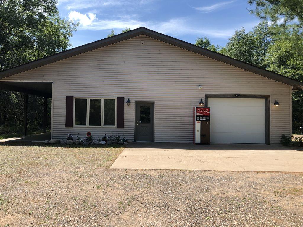Boulder Junction Cabin Pet Policy