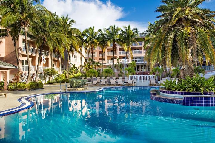 Pet Friendly DoubleTree Resort by Hilton Grand Key - Key West