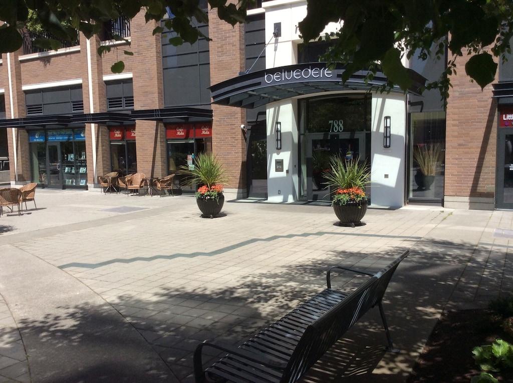 Centrally Located Luxury Condo Pet Policy