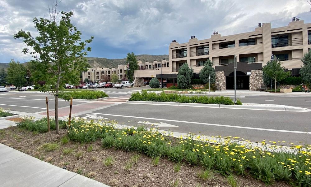 The Christie Lodge All Suite Property Vail Valley/Beaver Creek Pet Policy