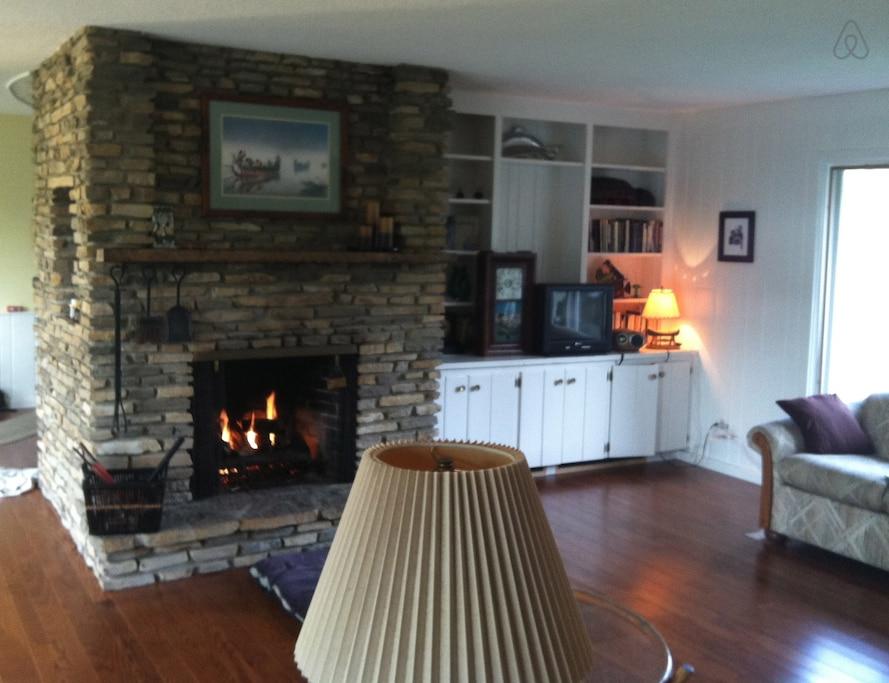 Alanson Airbnb Rentals Pet Policy