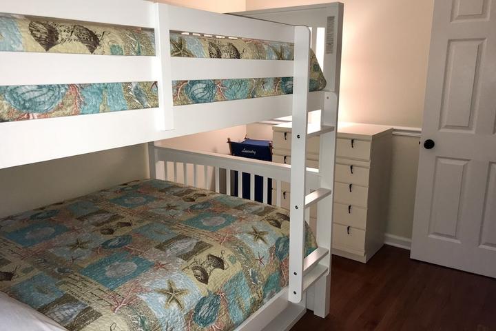 Pet Friendly Pet Friendly Cottage at the Delaware Bay
