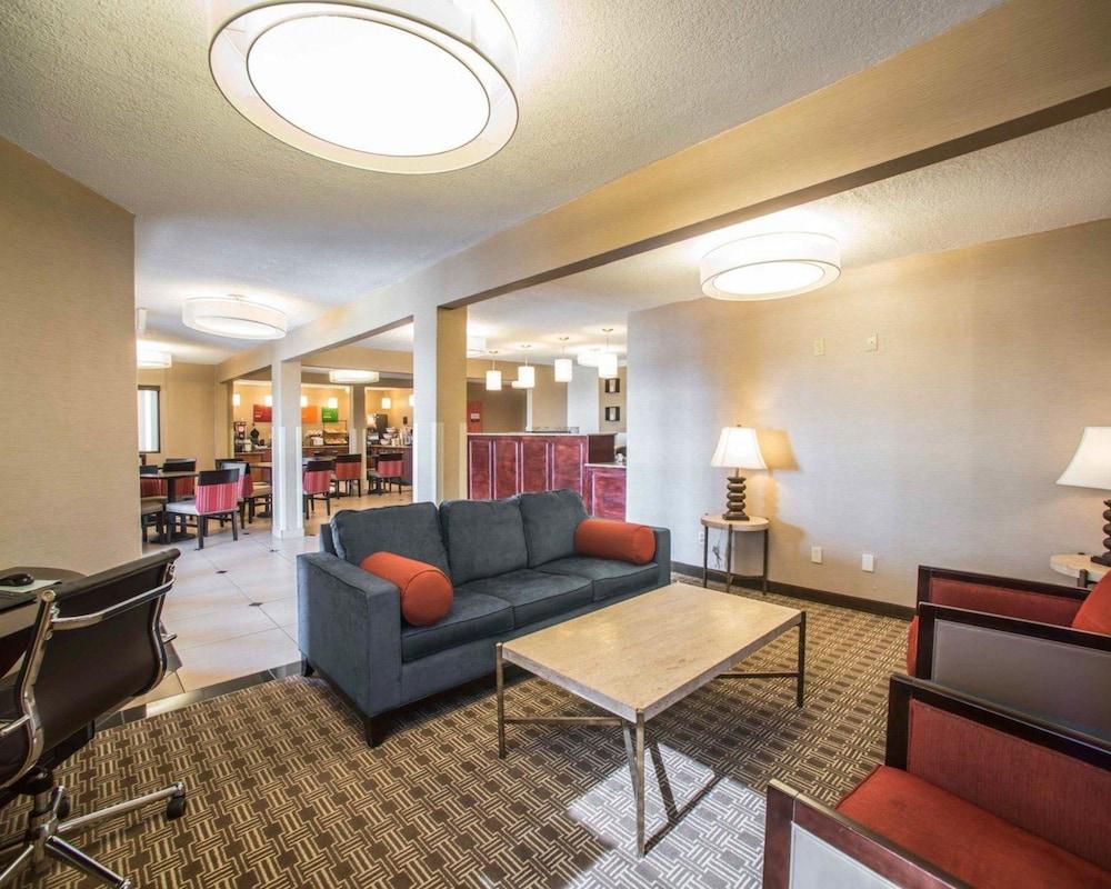 Pet Friendly Quality Inn Boonville - Columbia