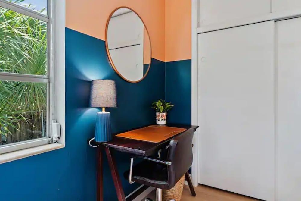 Waveland House in Jensen Beach Pet Policy