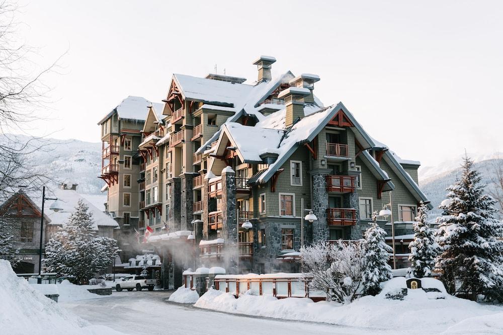 Pan Pacific Whistler Village Centre Pet Policy