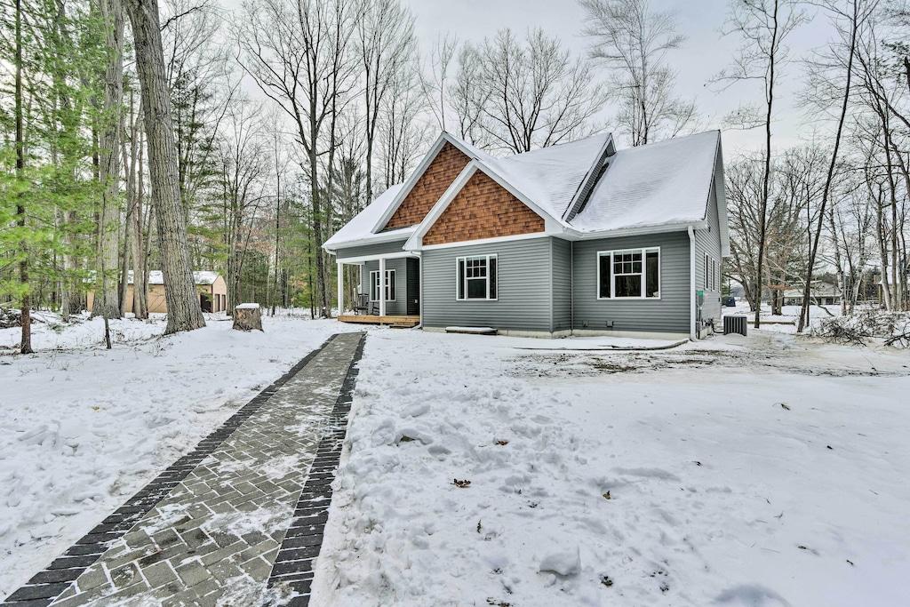 Pet Friendly Wixom Lake Home with Deck