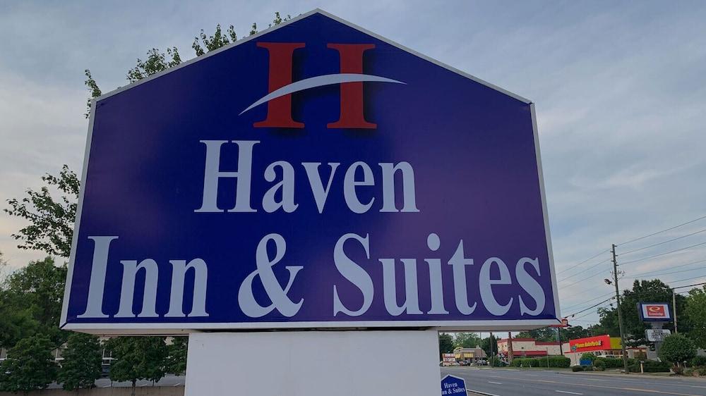 Pet Friendly Haven Inn & Suites