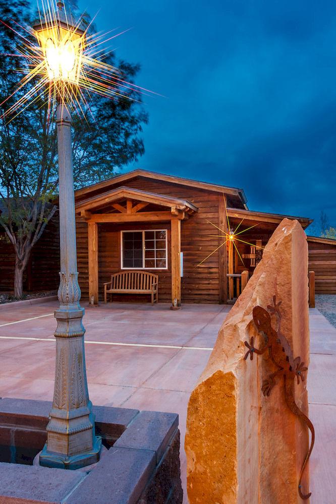 Desert Rose Inn Cabins Pet Policy