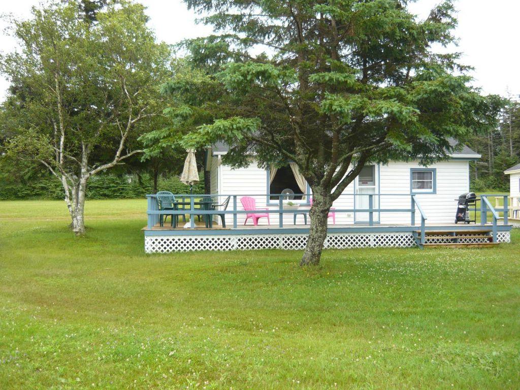 Delmar Cottages in the National Park 2 Pet Policy