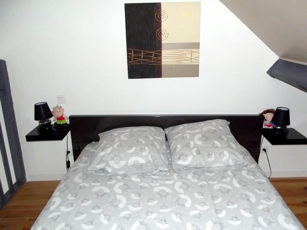 Pet Friendly Studio in Pédernec with Furnished Terrace
