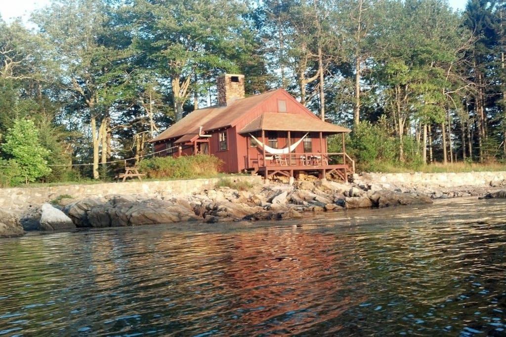 Phippsburg Airbnb Rentals Pet Policy
