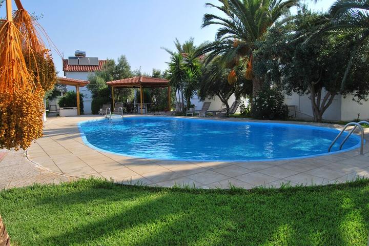 Pet Friendly Independent Maisonettes in Peloponnes with Pool
